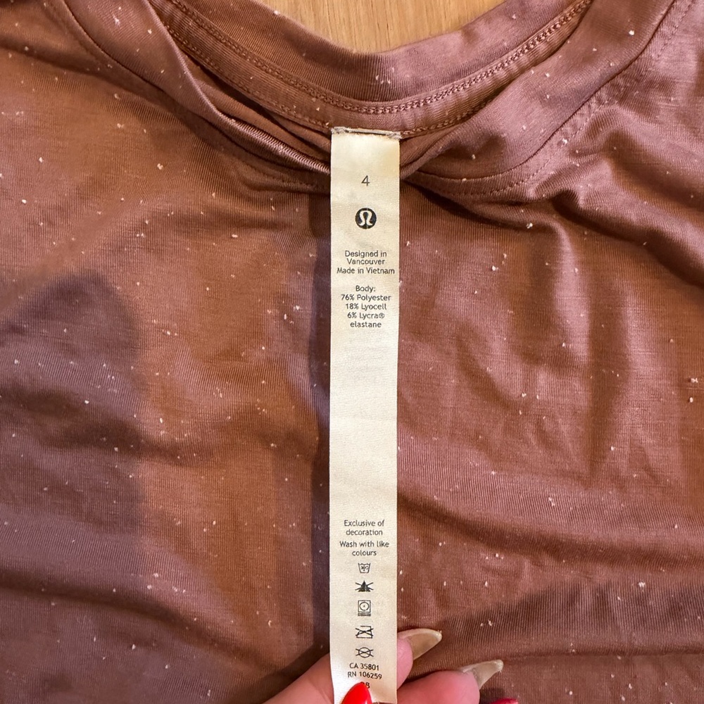 lululemon athletica mauve Speckled women’s Shirt